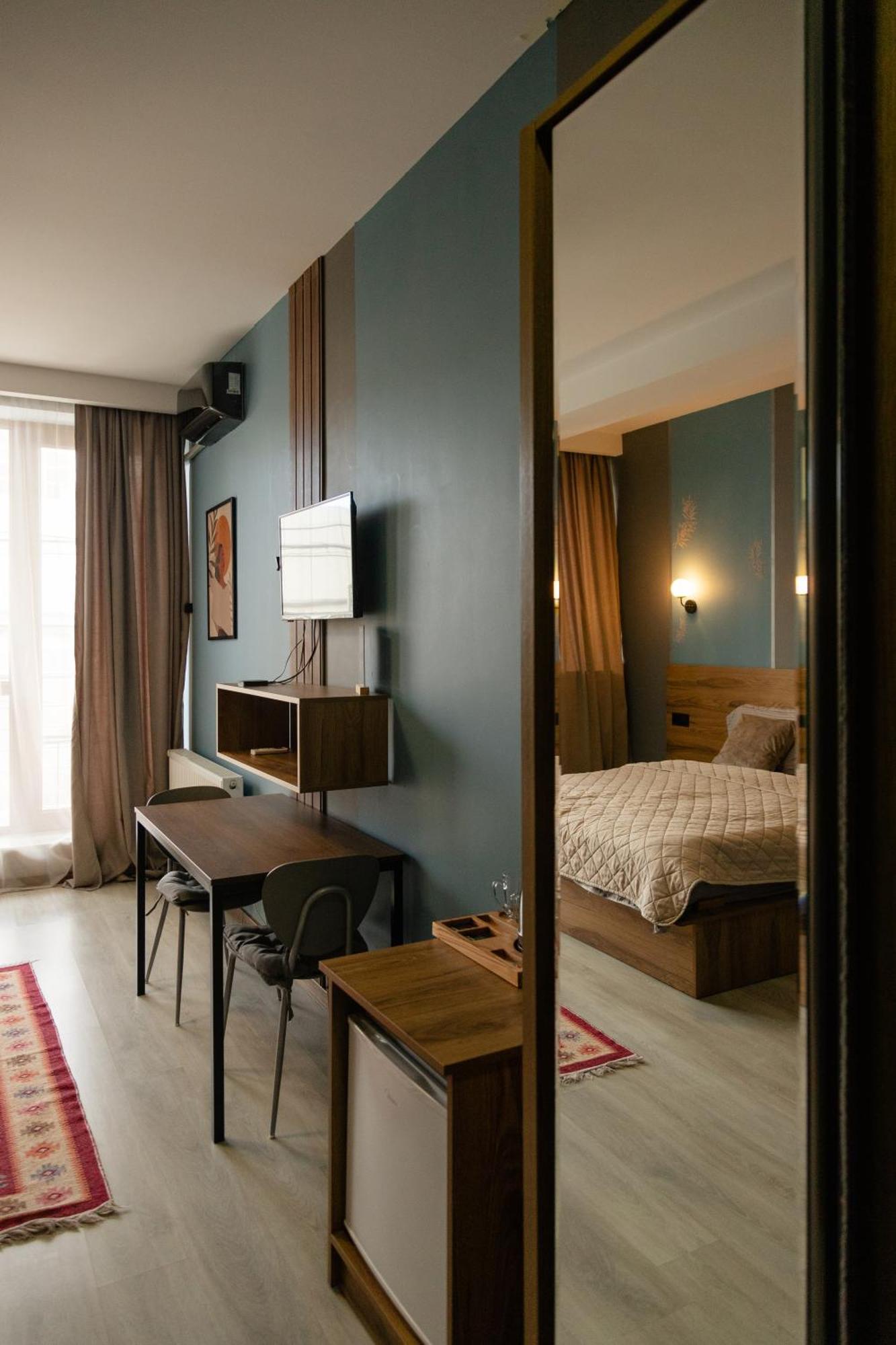Hotel Graf T Tbilissi Extérieur photo